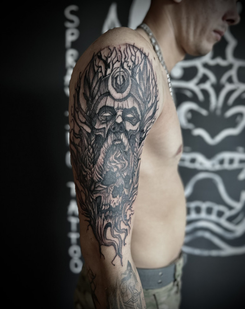 Męski na ramieniu Słowiański, photo - Tatuażysta Barb Tattoo