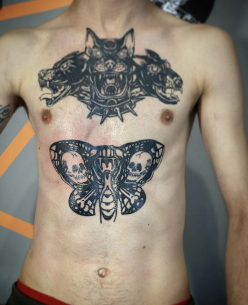 Men butterfly chest, photo - Tattoo Master Barb Tattoo