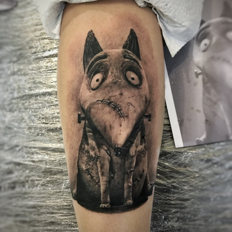 Женские блэк энд грей монстр, photo - Тату мастер Barb Tattoo