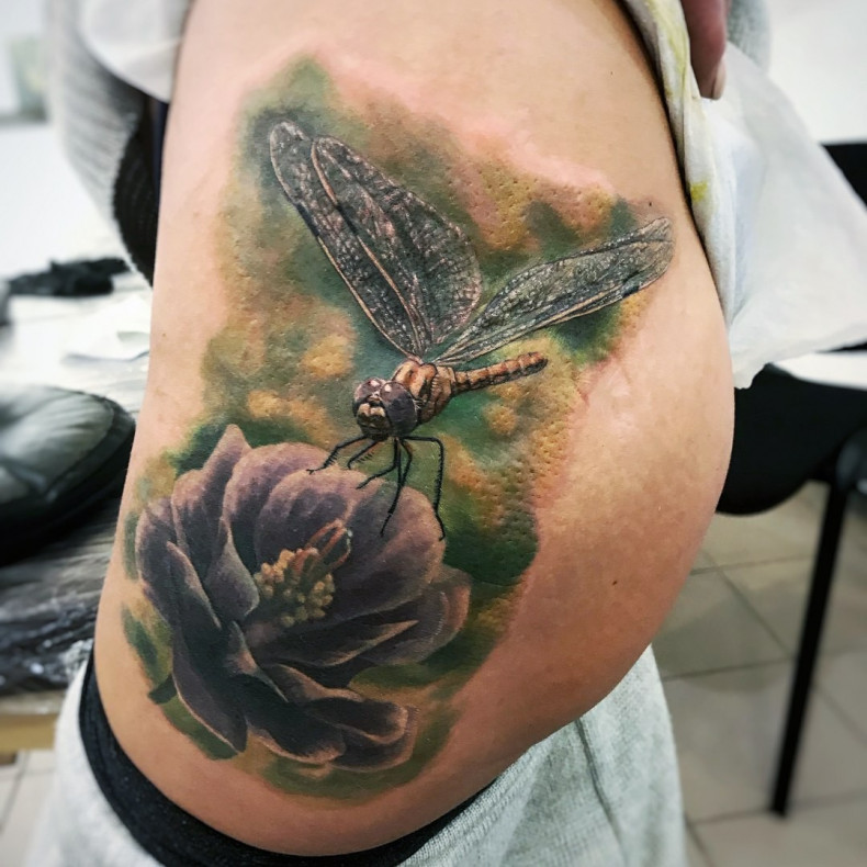 Frauen Aquarell oberschenkel, photo - Tattoo-Meister Barb Tattoo