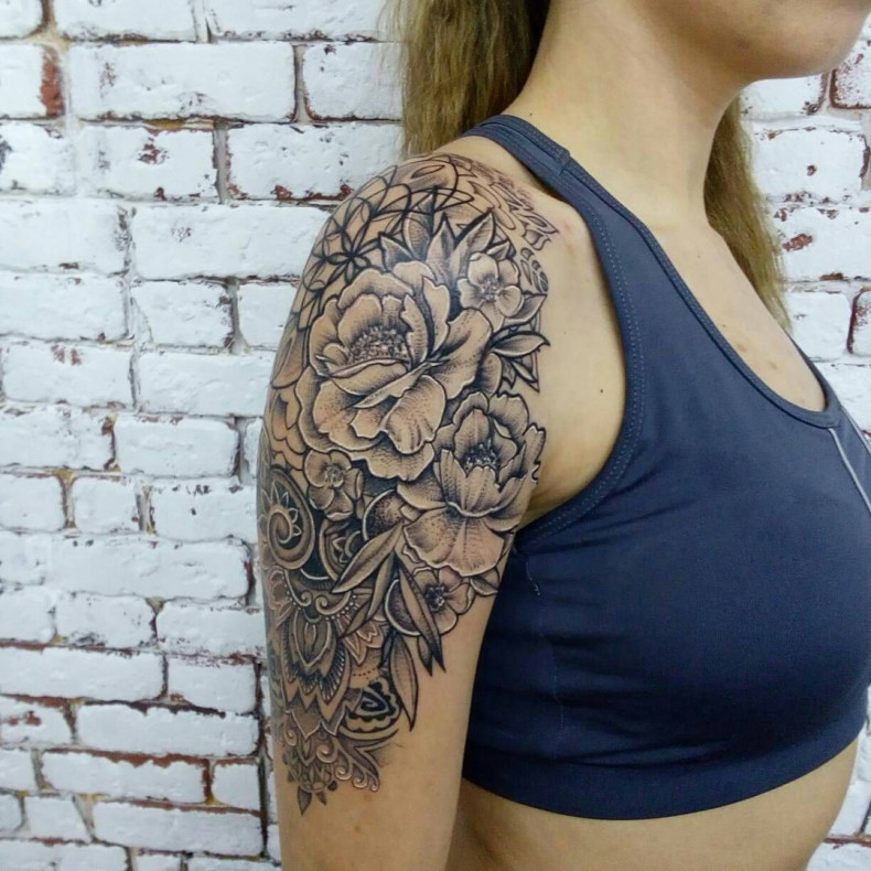 Ornamental tattoo, photo - Tattoo Master Barb Tattoo