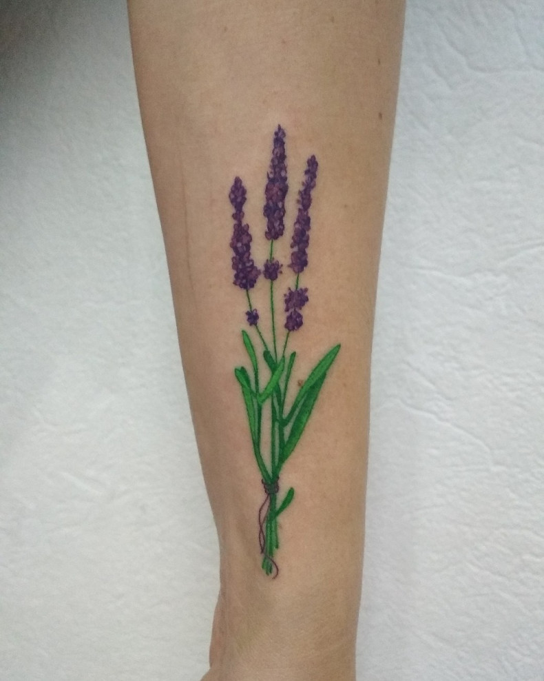 Women watercolor branch, photo - Tattoo Master Barb Tattoo