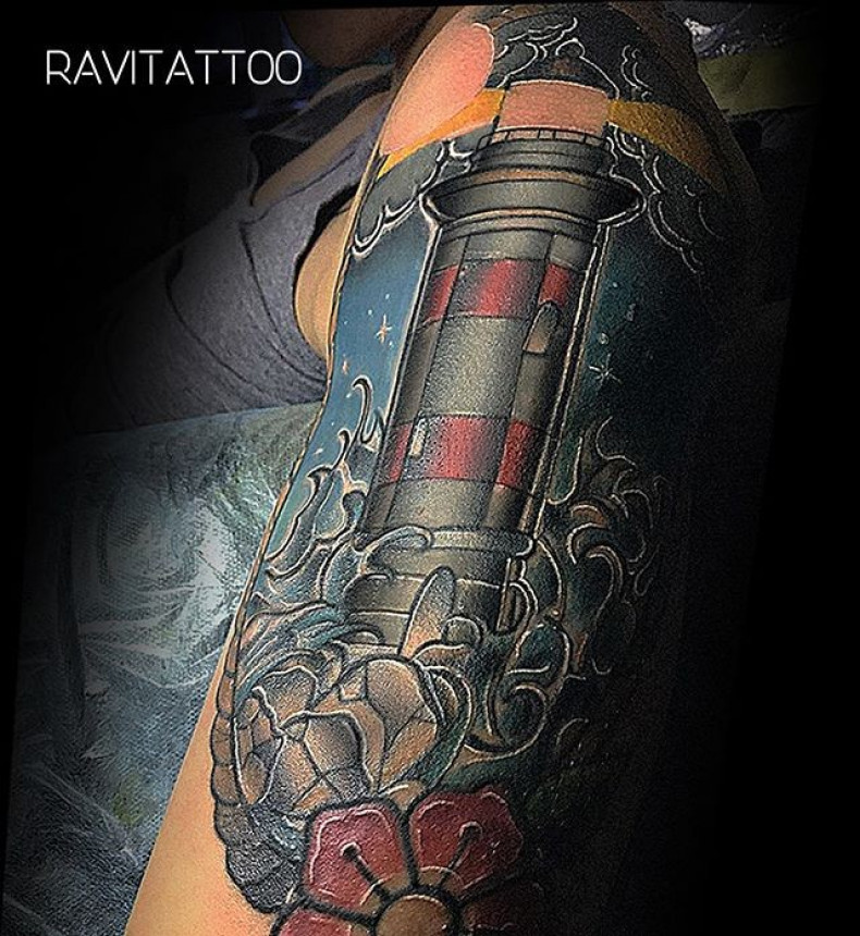 Women tower lighthouse, photo - Tattoo Master Barb Tattoo