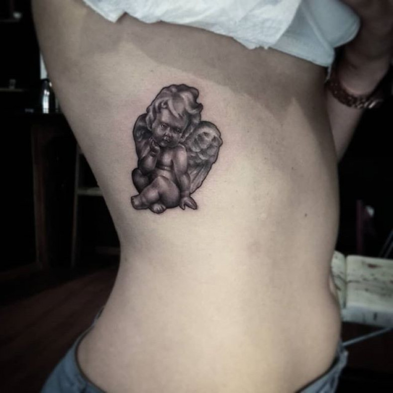 Damski czarny szary anioł, photo - Tatuażysta Barb Tattoo