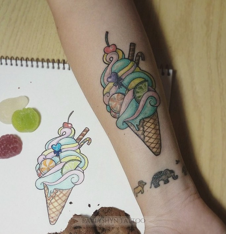 Damski wiśnia lody, photo - Tatuażysta Barb Tattoo