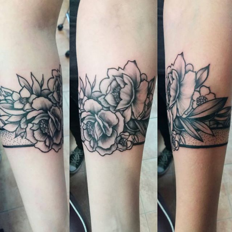 Damski whip shading przedramię, photo - Tatuażysta Barb Tattoo