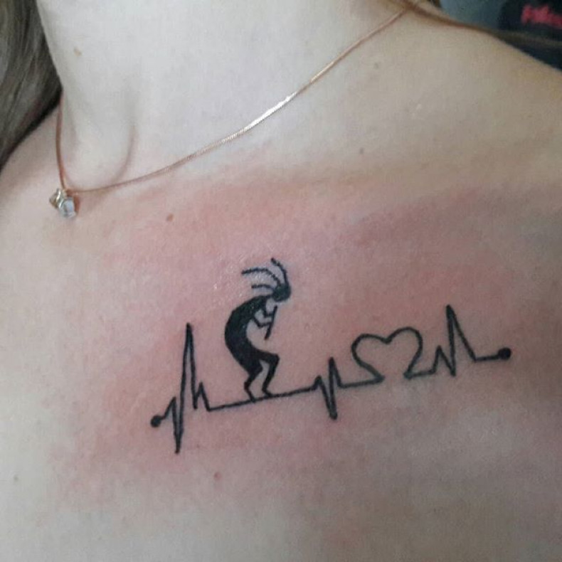 Damski symbol bicie serca, photo - Tatuażysta Barb Tattoo