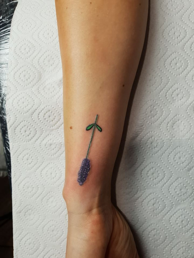 Damski akwarela gałąz, photo - Tatuażysta Barb Tattoo