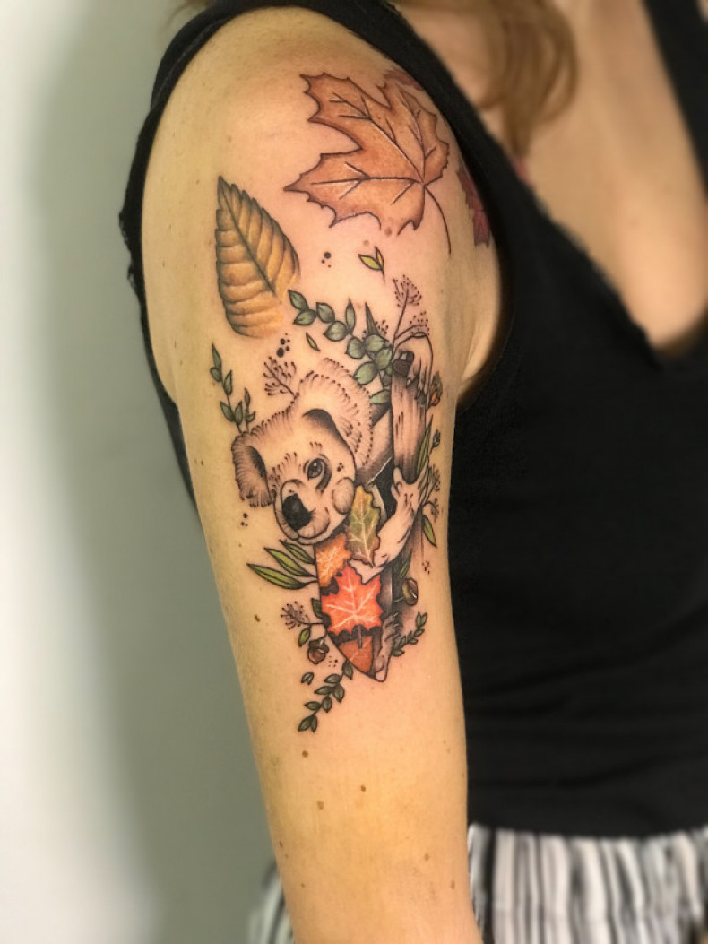 Women koala leaf, photo - Tattoo Master Barb Tattoo