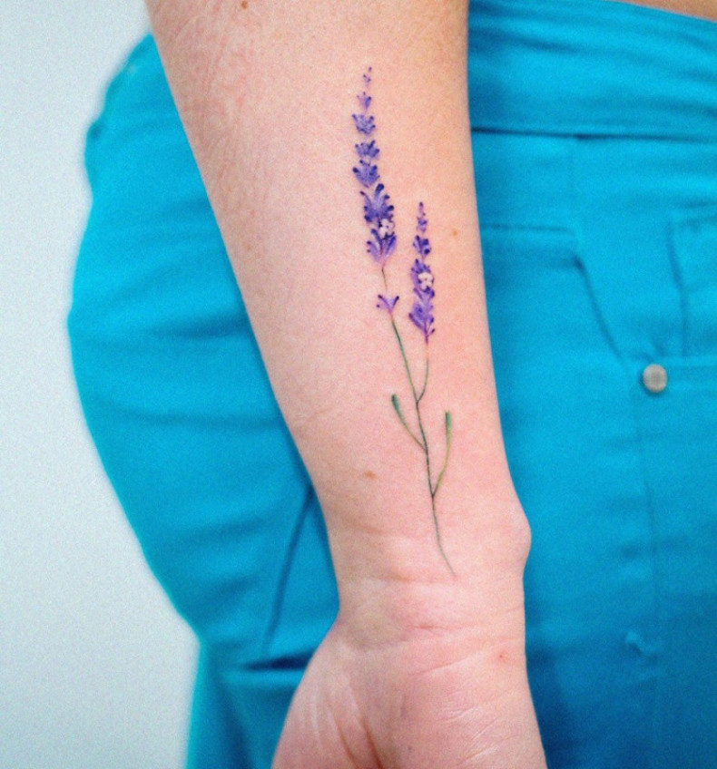 Women watercolor branch, photo - Tattoo Master Barb Tattoo