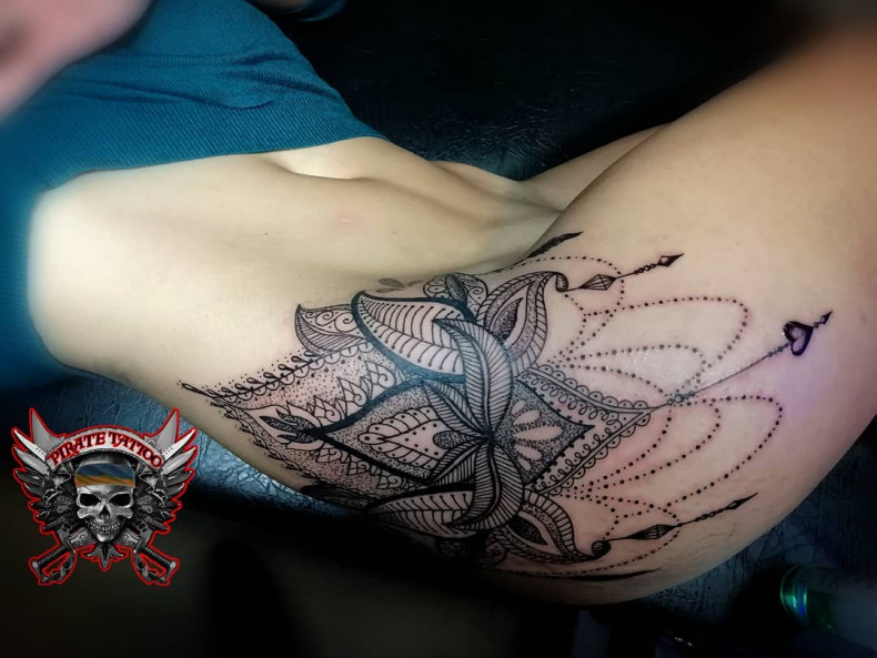 Women whip shading lace, photo - Tattoo Master Barb Tattoo