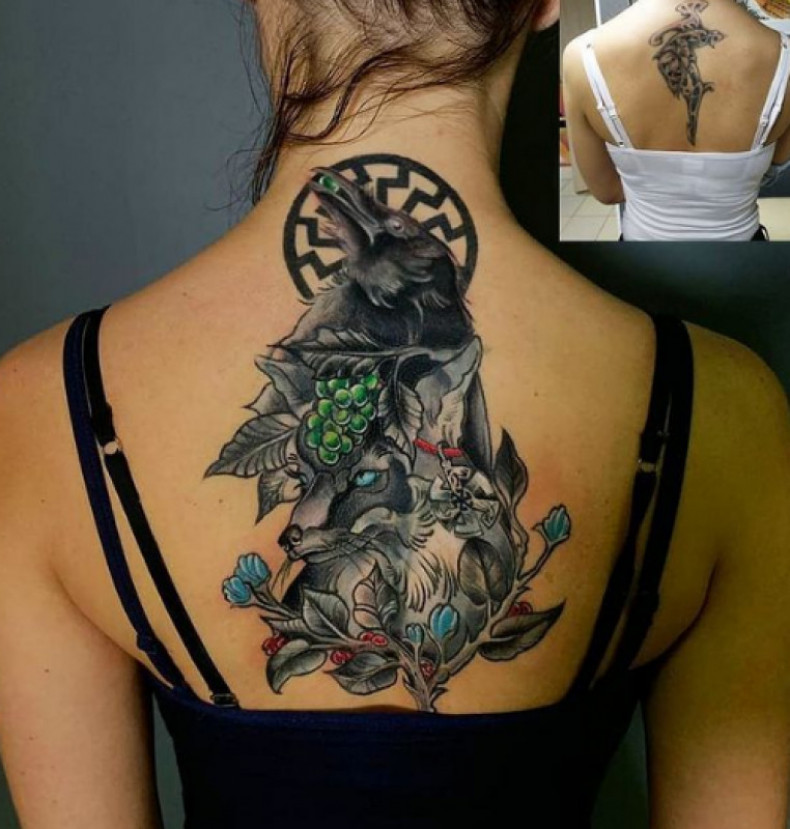 Women back protection, photo - Tattoo Master Barb Tattoo