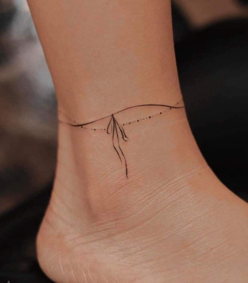 Frauen Armband minimalist, photo - Tattoo-Meister Barb Tattoo