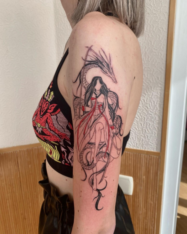 Damski smok Chiński, photo - Tatuażysta Barb Tattoo