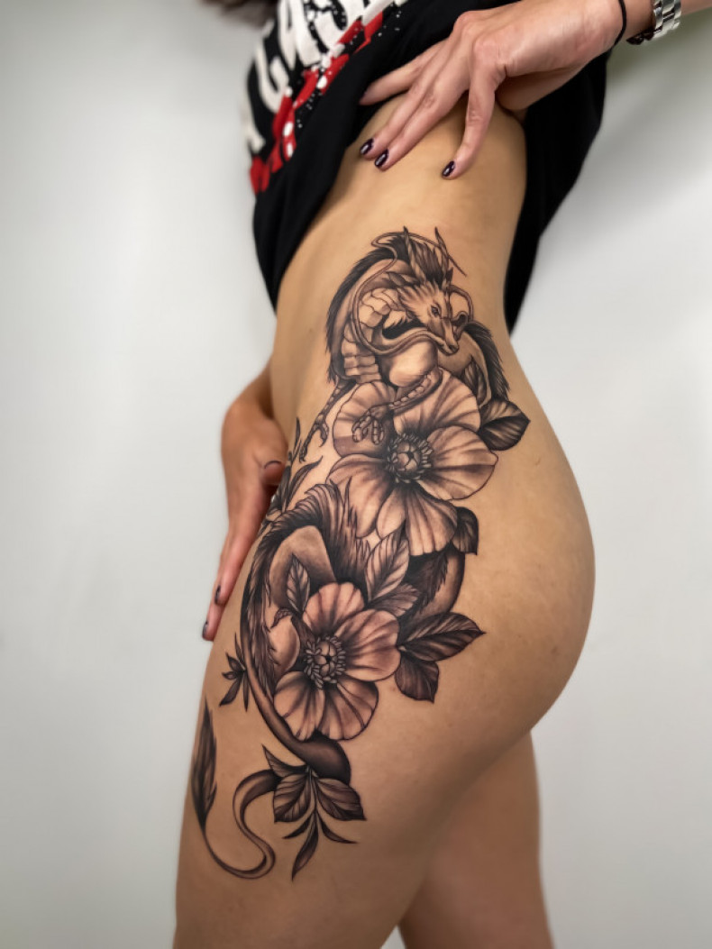 Frauen Drache Chinesischer, photo - Tattoo-Meister Barb Tattoo