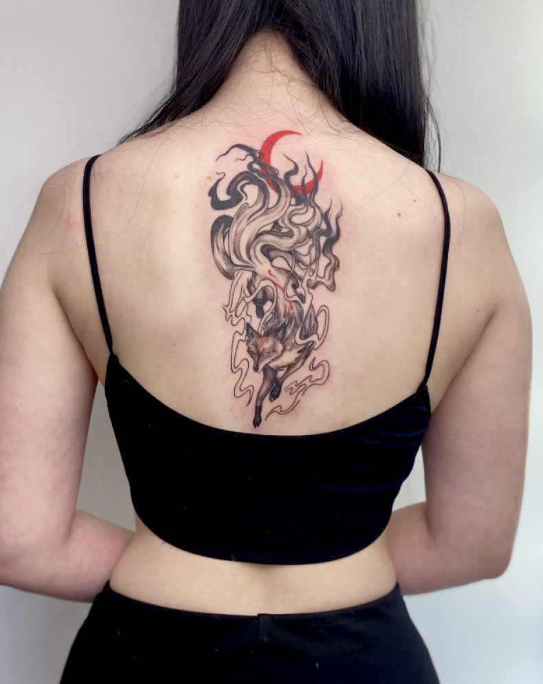 Women kitsune back, photo - Tattoo Master Barb Tattoo