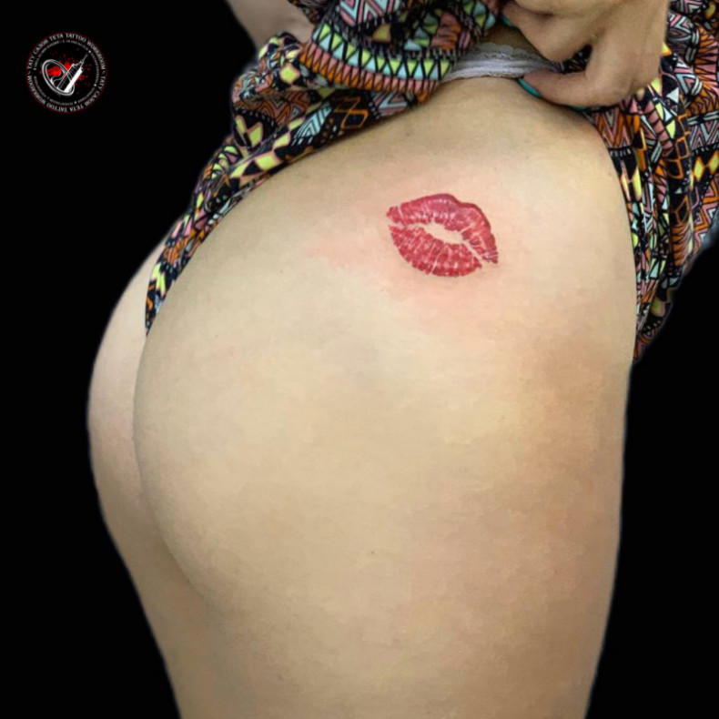 Frauen Lippen arsch, photo - Tattoo-Meister Barb Tattoo