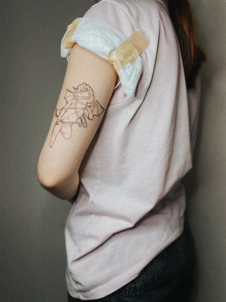 Damski anioł amorek, photo - Tatuażysta Barb Tattoo