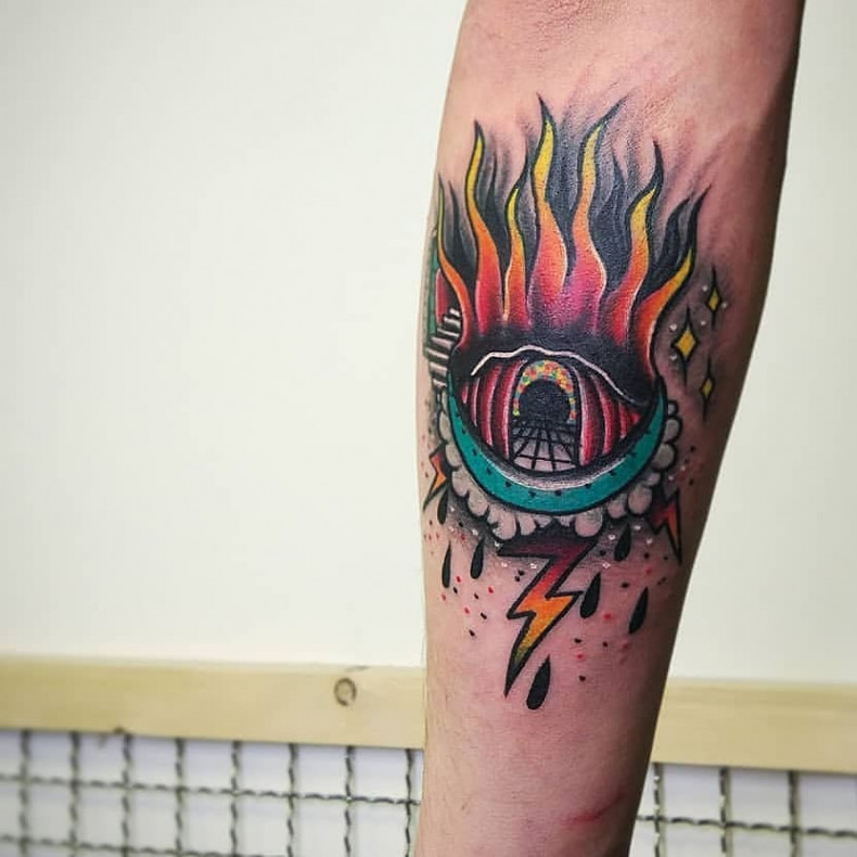 Auge Blitz Feuer (Flamme), photo - Tattoo-Meister Barb Tattoo