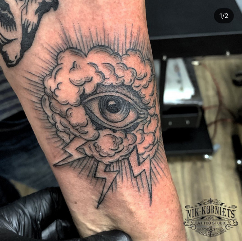 Eye engraving cloud, photo - Tattoo Master Barb Tattoo