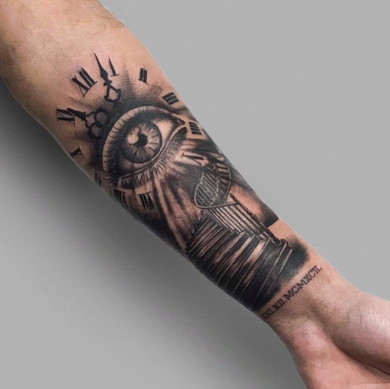 Eye road forearm, photo - Tattoo Master Barb Tattoo