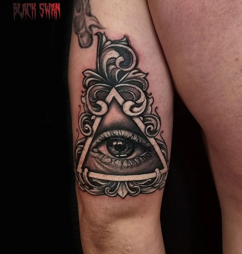 Eye baroque all-seeing, photo - Tattoo Master Barb Tattoo