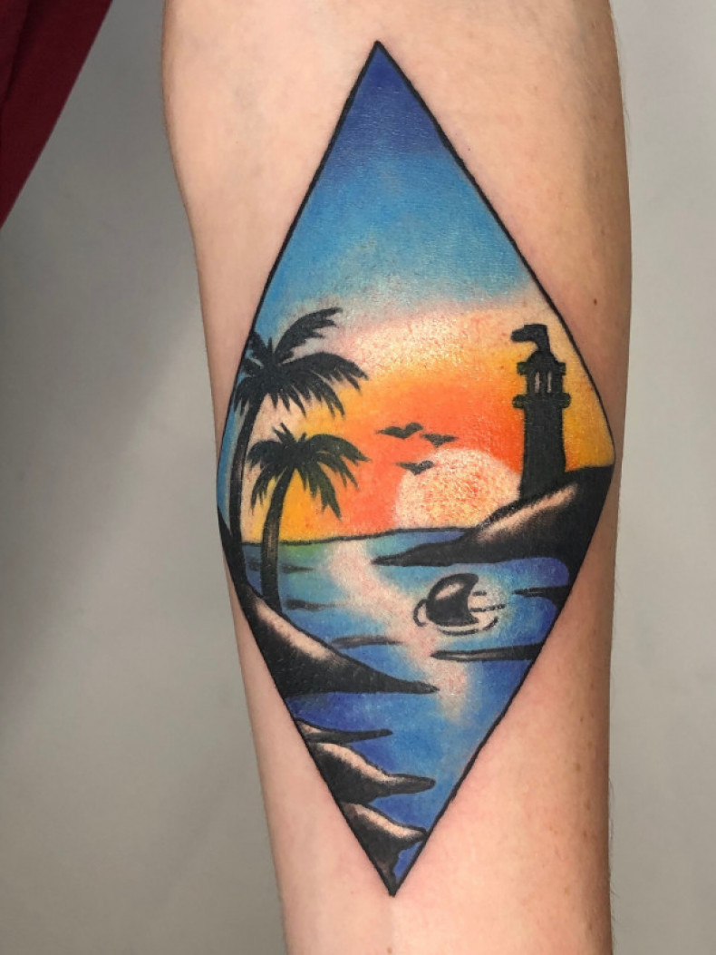 Arm tower lighthouse, photo - Tattoo Master Barb Tattoo