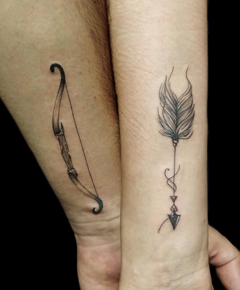 Arm couple arrow, photo - Tattoo Master Barb Tattoo