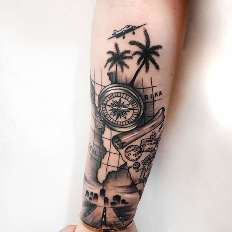 Arm palm tree, photo - Tattoo Master Barb Tattoo