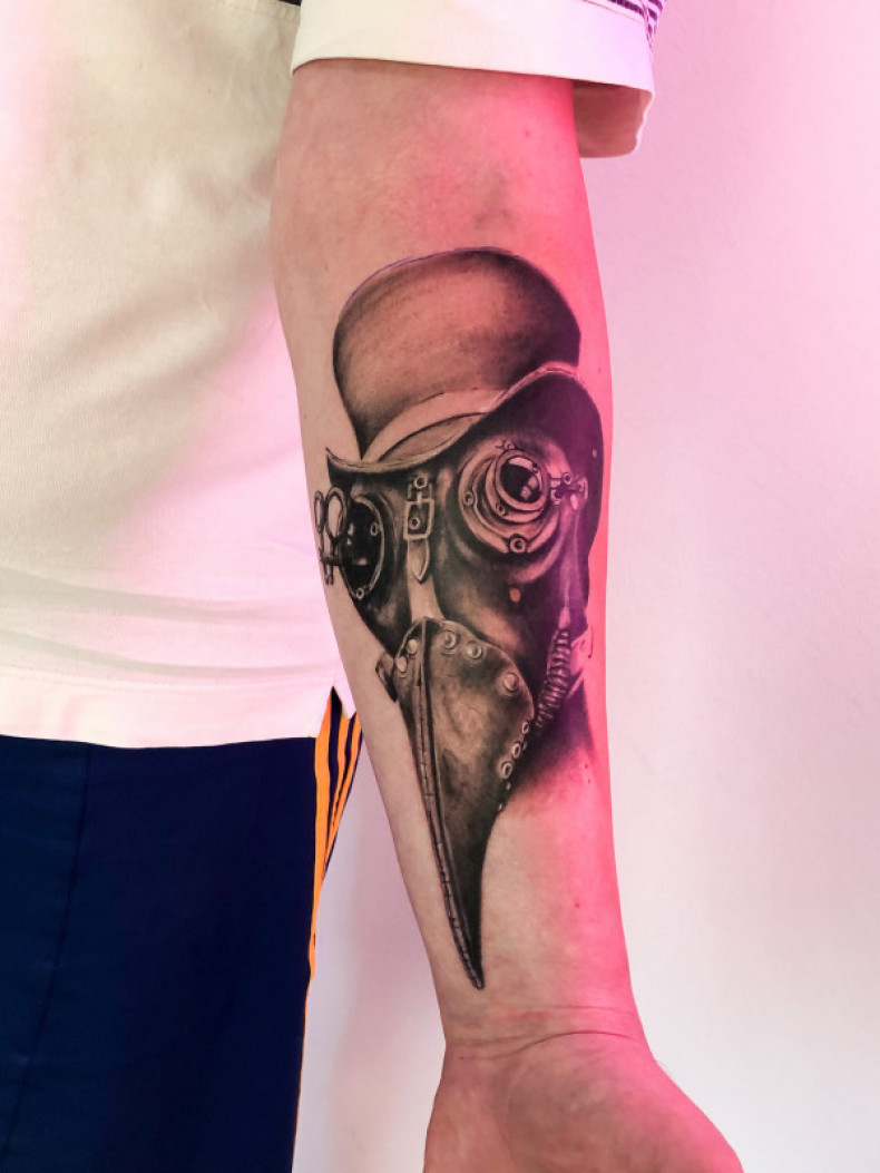 Arm plague doctor, photo - Tattoo Master Barb Tattoo