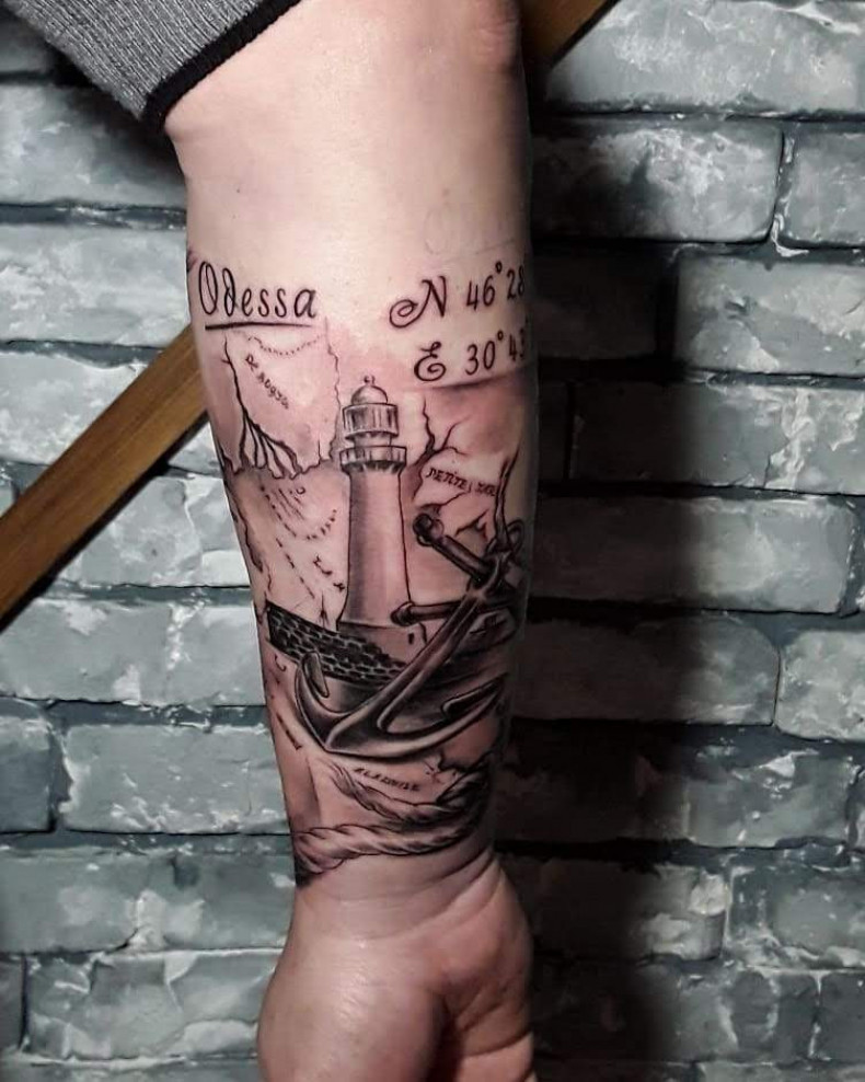 На руке башня маяк, photo - Тату мастер Barb Tattoo