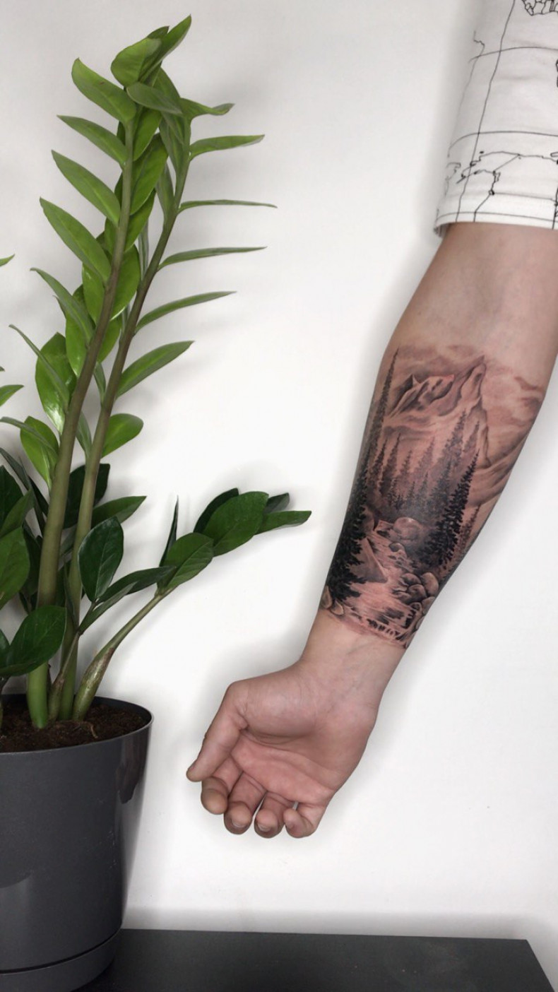 Ramię góry las, photo - Tatuażysta Barb Tattoo