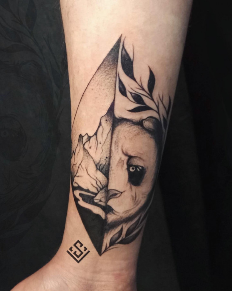 Na ramieniu panda czarno-biały, photo - Tatuażysta Barb Tattoo