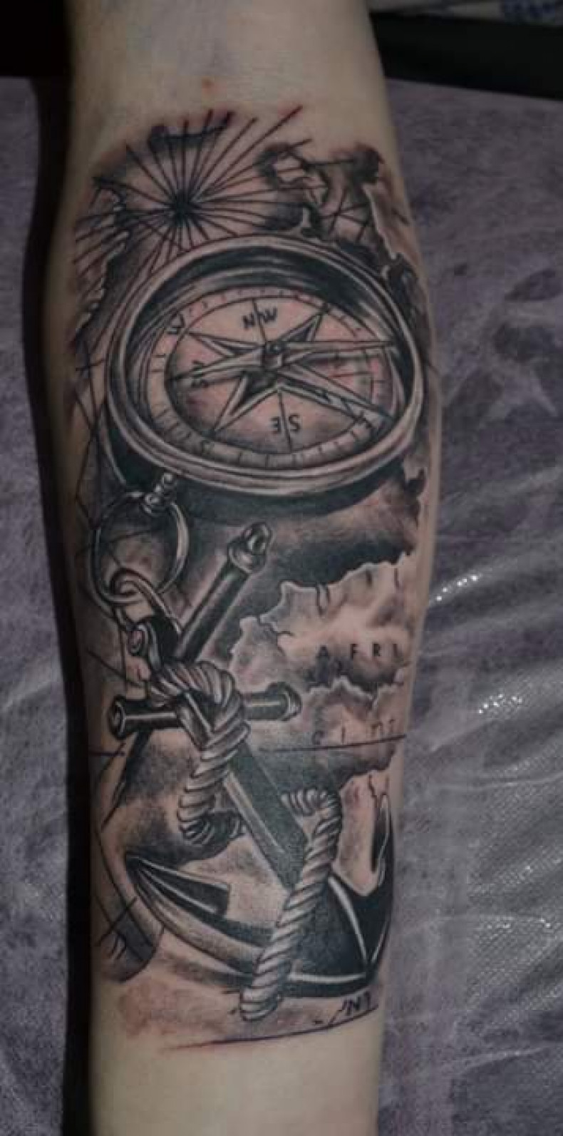 Arm black and grey gray wash, photo - Tattoo Master Barb Tattoo