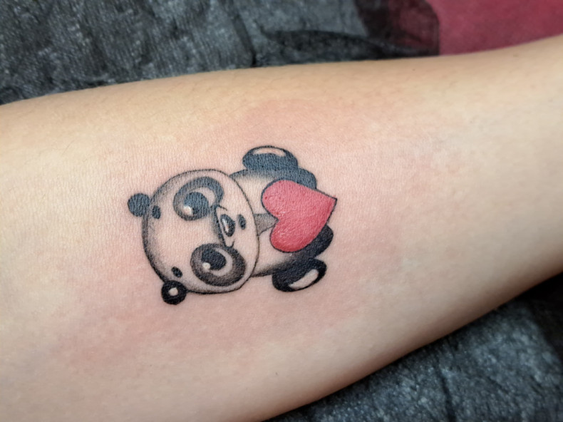 Na ramieniu panda, photo - Tatuażysta Barb Tattoo