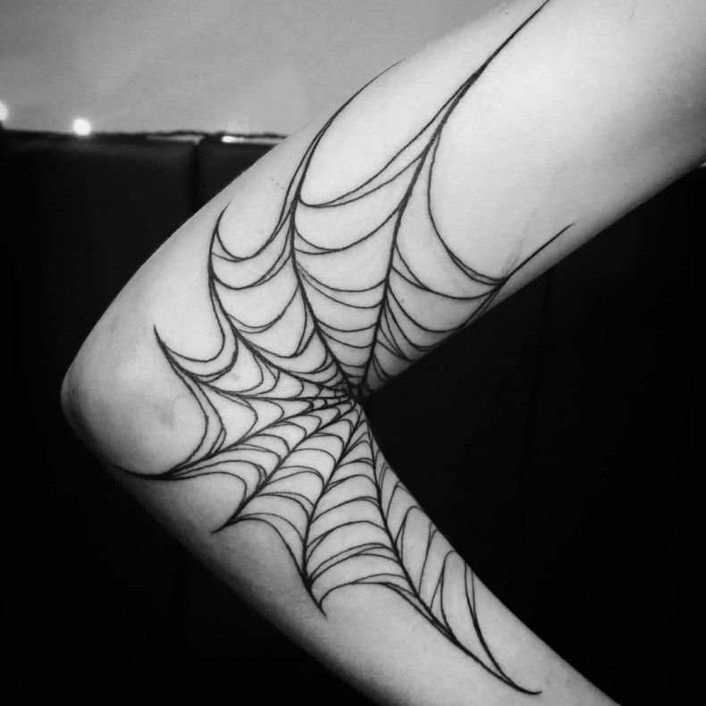 Arm elbow spider web, photo - Tattoo Master Barb Tattoo