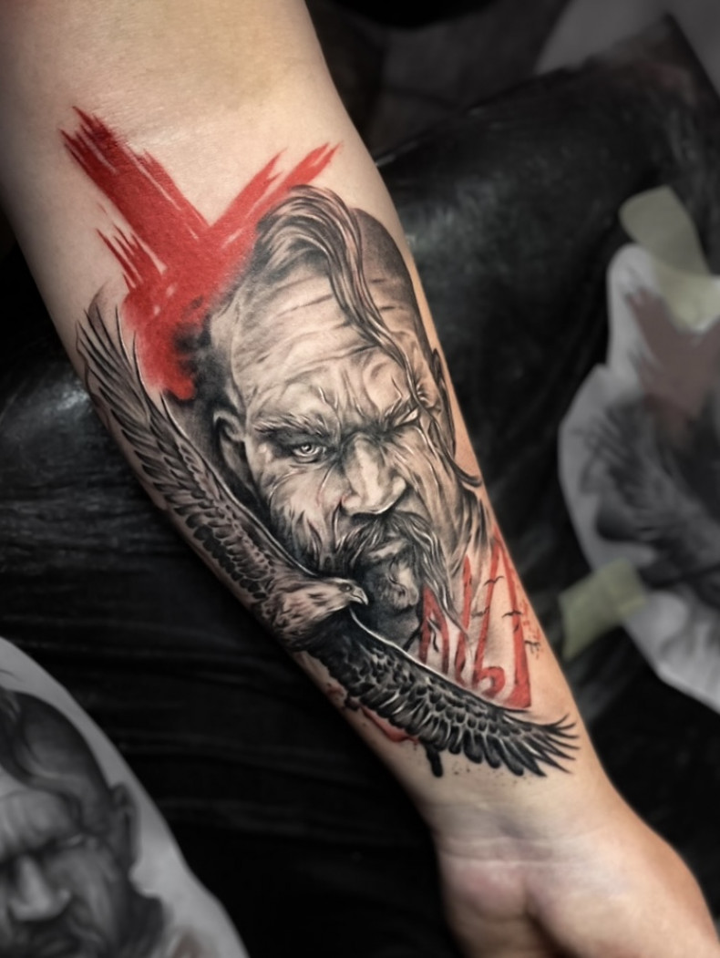 Arm Cossack eagle, photo - Tattoo Master Barb Tattoo