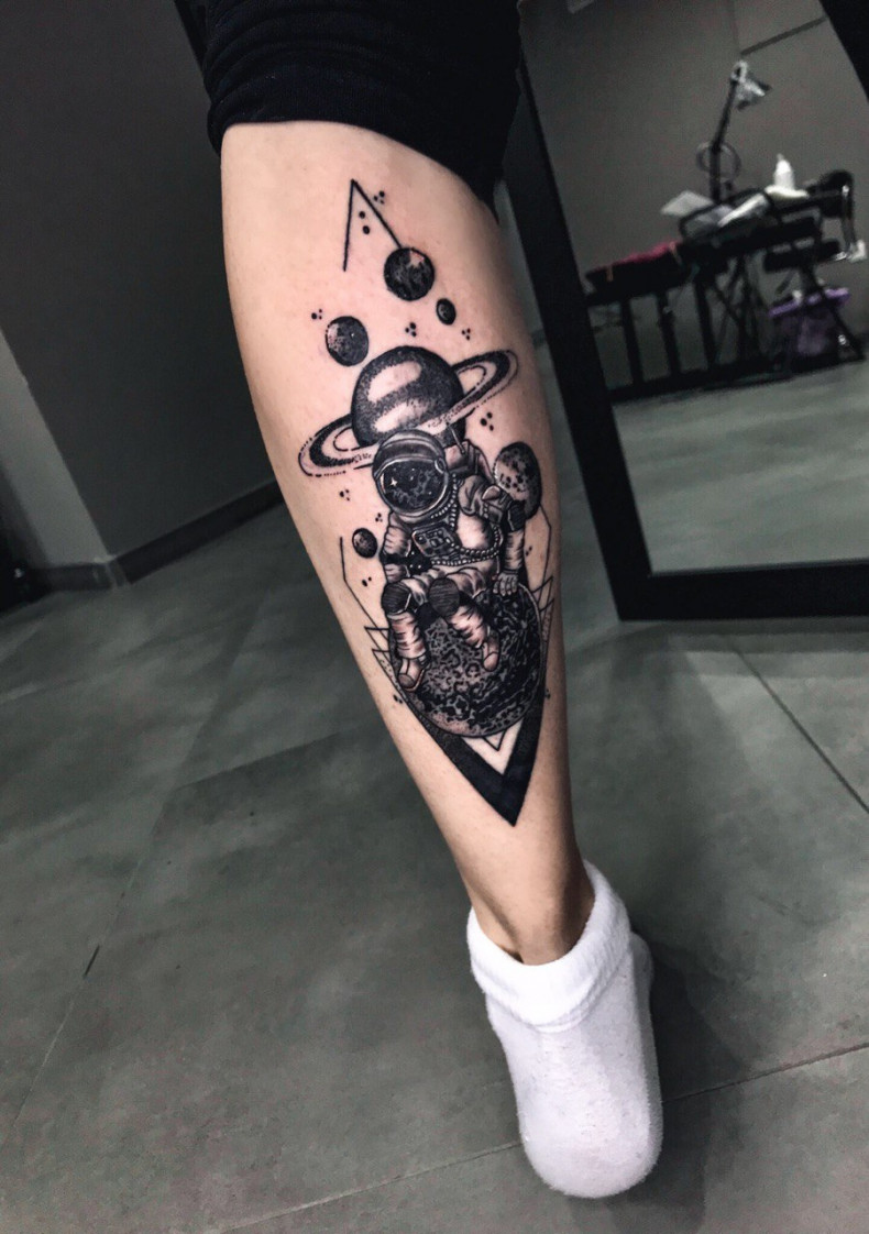 An astronaut space, photo - Tattoo Master Barb Tattoo