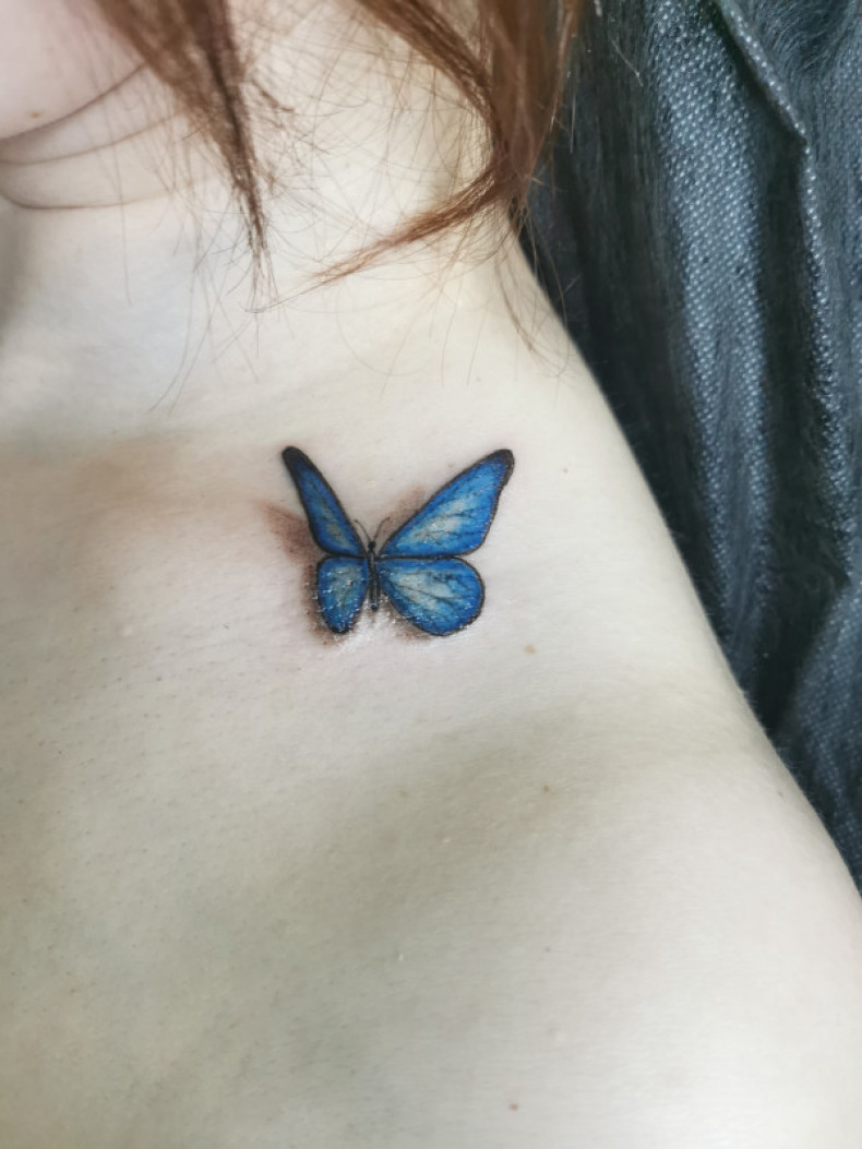 3d motyl na szyi, photo - Tatuażysta Barb Tattoo