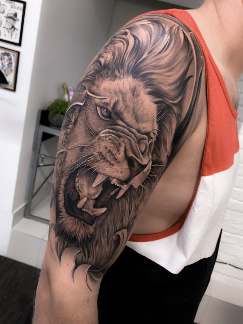 Mistrz Jarosław Wykonane w 2 sesjach 250 $ za sesję, photo - Tatuażysta Barb Tattoo