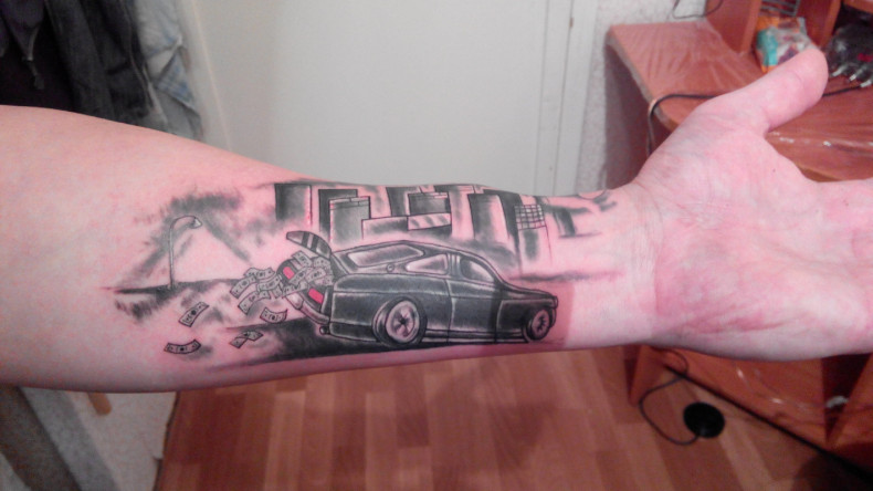 Car forearm, photo - Tattoo Master Barb Tattoo