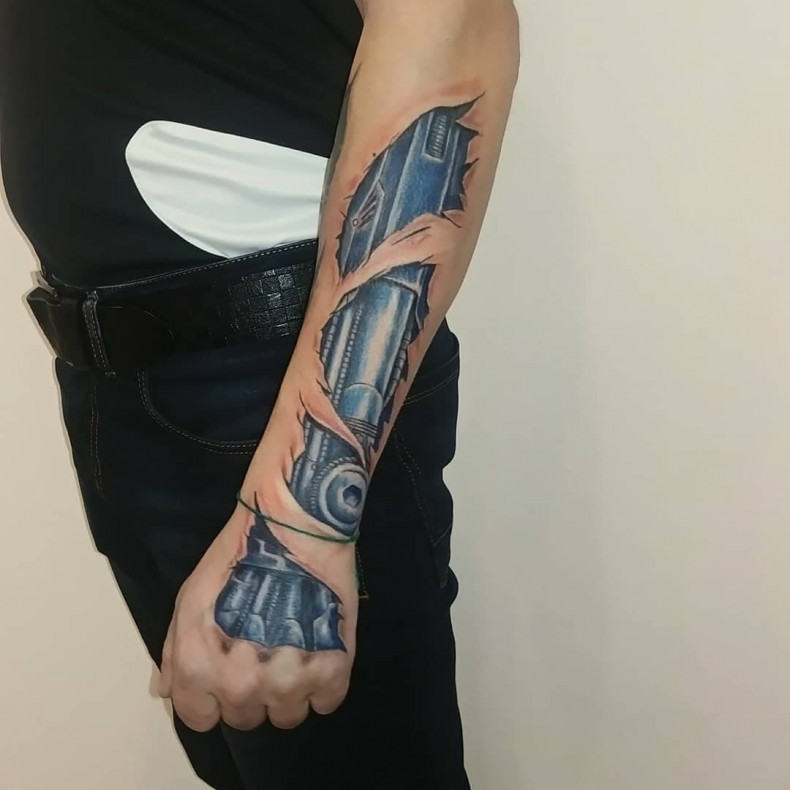 3d biomechanika na przedramieniu, photo - Tatuażysta Barb Tattoo