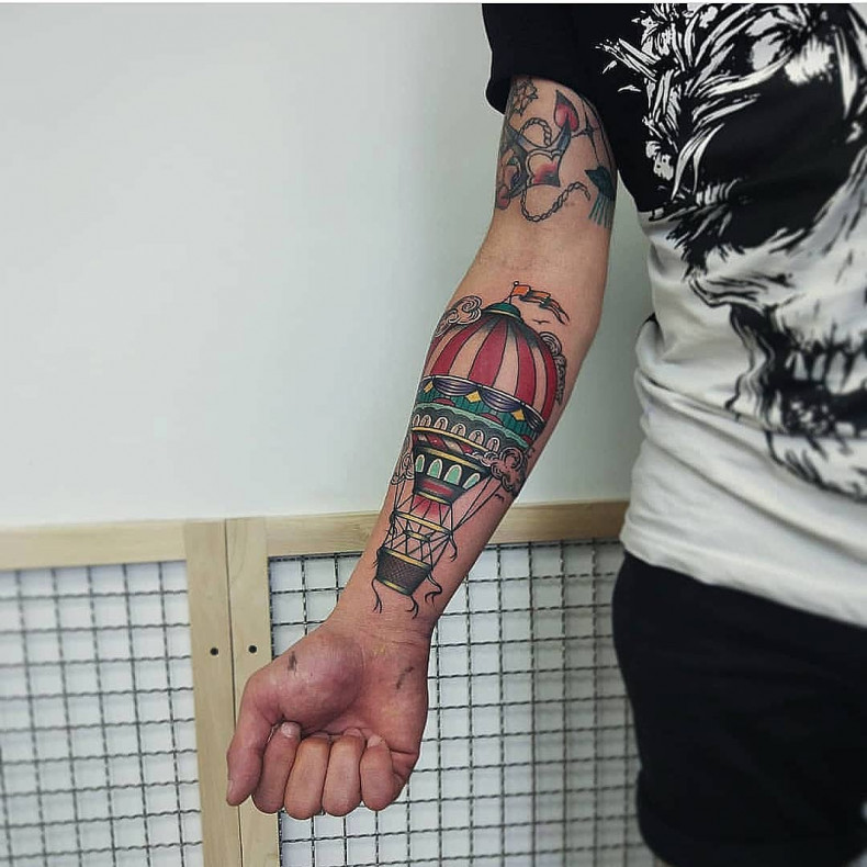 Balon na przedramieniu, photo - Tatuażysta Barb Tattoo