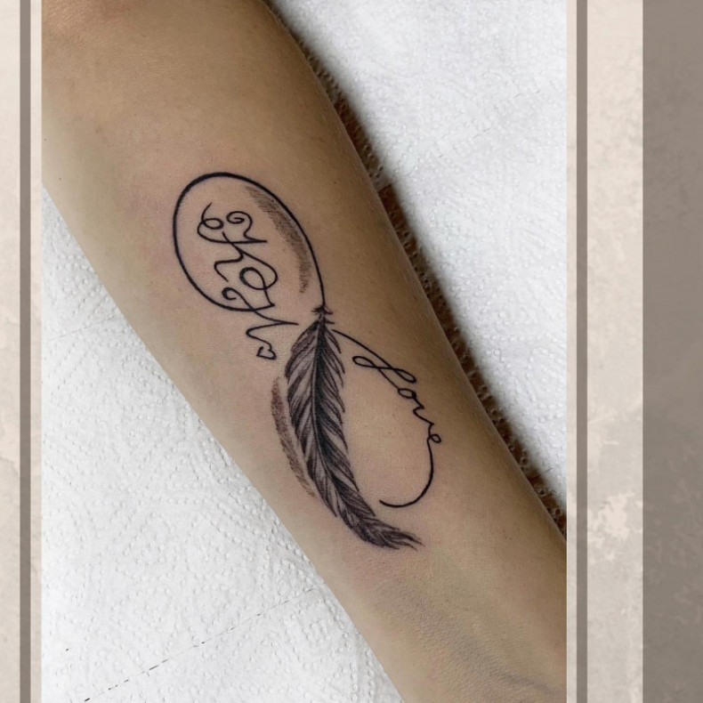 Tatuaż nieskończoność na przedramieniu, photo - Tatuażysta Barb Tattoo