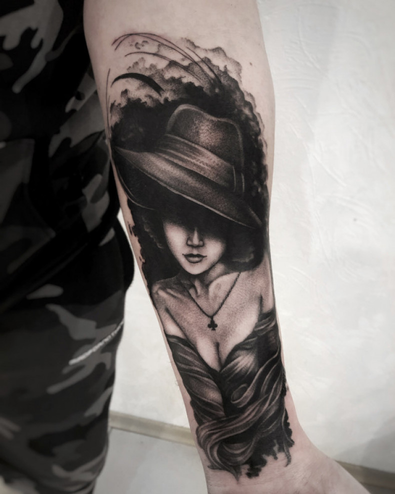 Dziewczyna przedramię, photo - Tatuażysta Barb Tattoo