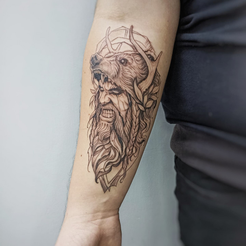 Викинг на предплечье, photo - Тату мастер Barb Tattoo