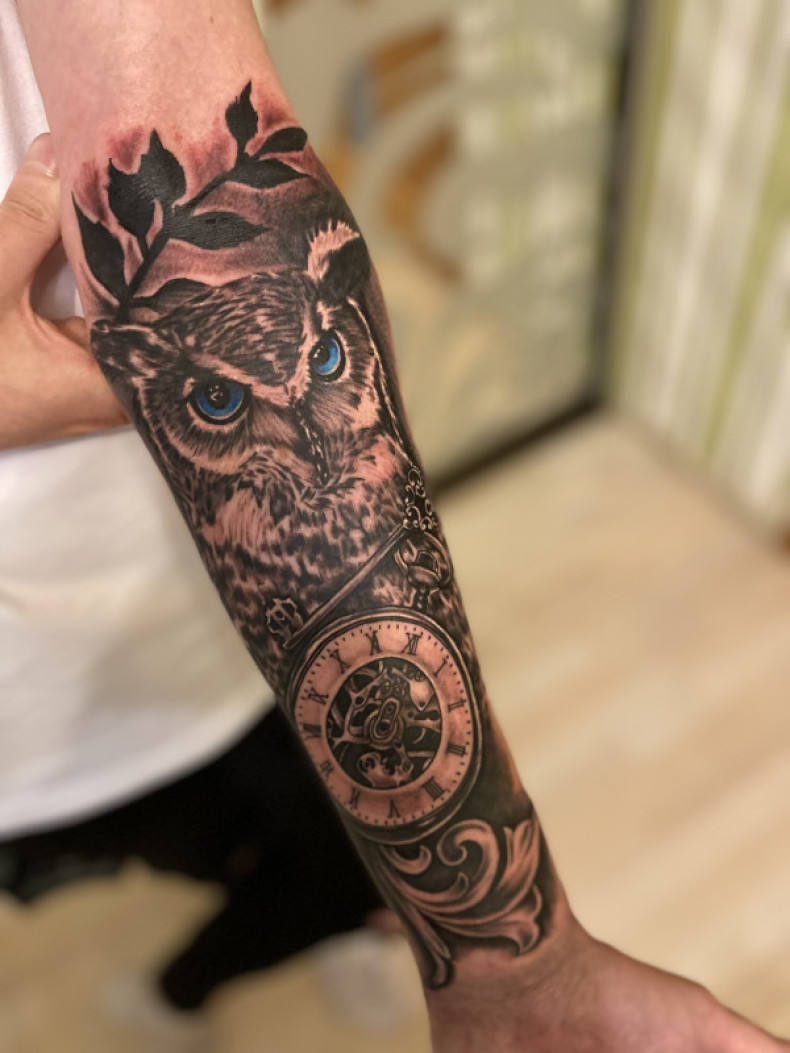 Przedramię realizm sowa, photo - Tatuażysta Barb Tattoo