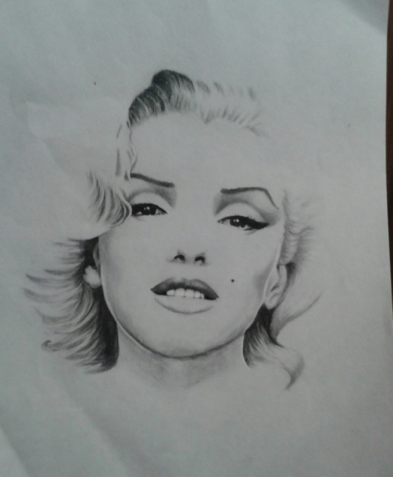 Marilyn Monroe portrait sketch, photo - Tattoo Master Barb Tattoo