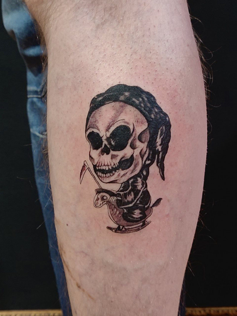 Dotwork death skull, photo - Tattoo Master Barb Tattoo