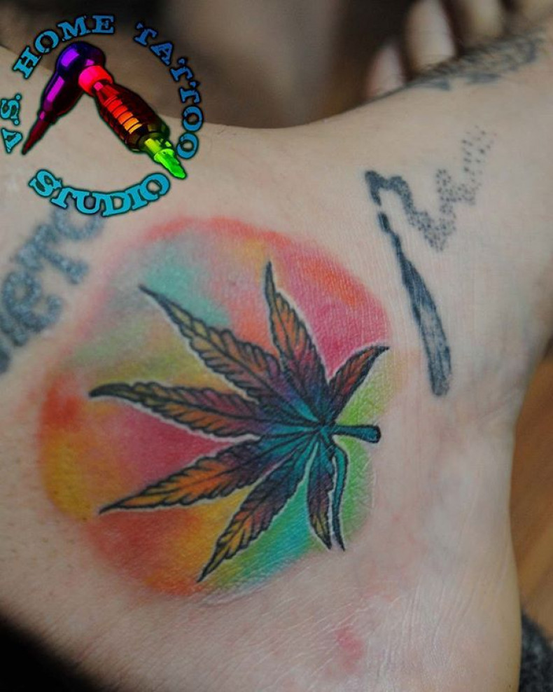 Akwarela marihuana kolorowy, photo - Tatuażysta Barb Tattoo